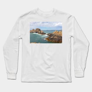 Rocky promontory of Little Sark, Channel Islands Long Sleeve T-Shirt